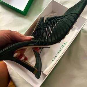 Bottega sandals  size 37